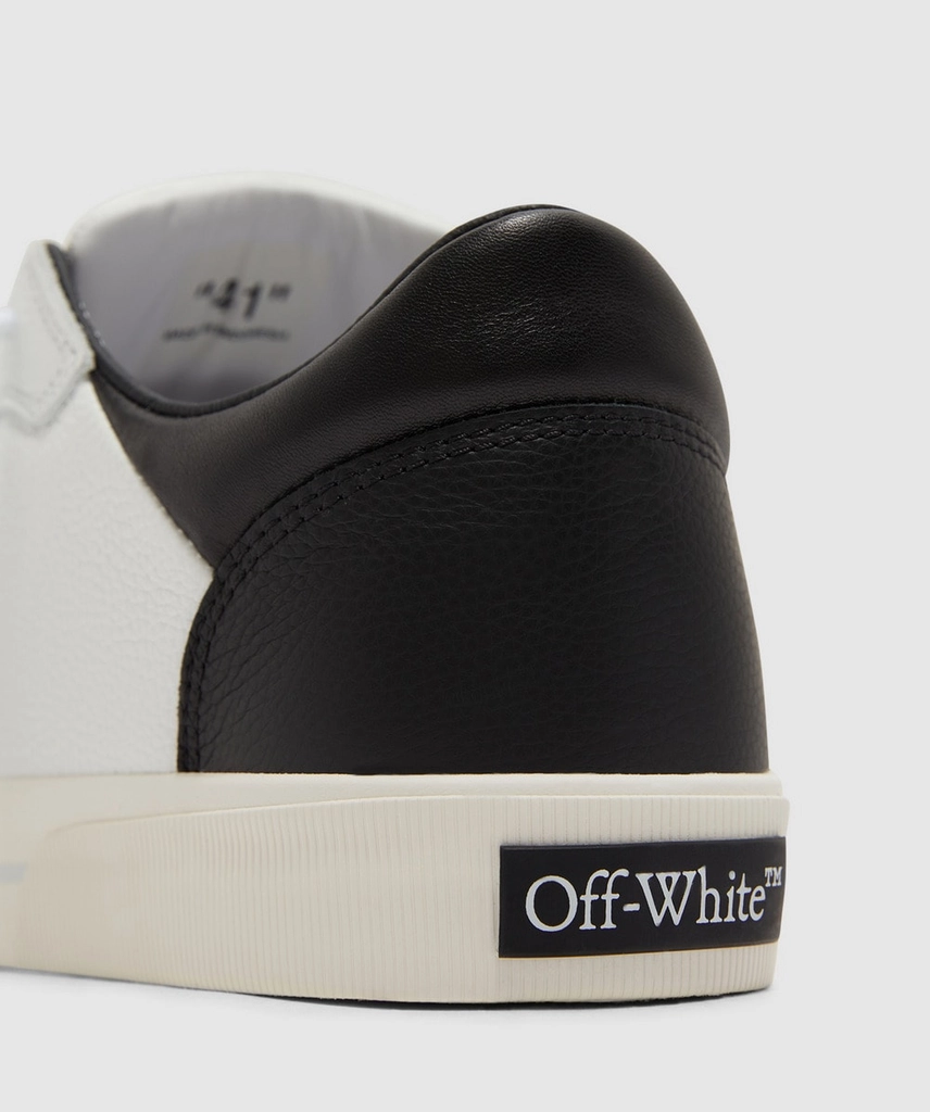 Off White Low vulc leather sneaker